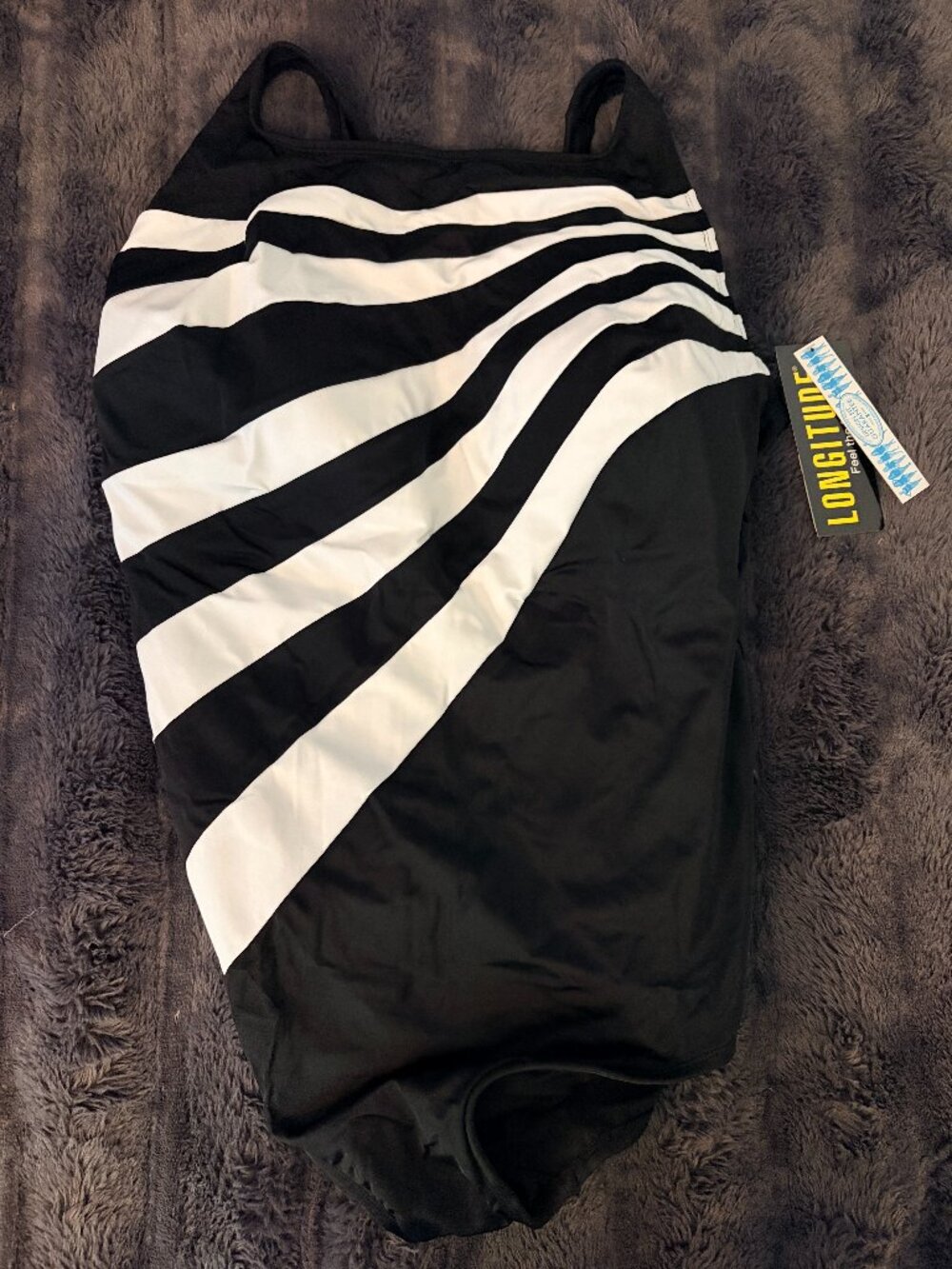 Longitude Women 24W Black White One Piece Swimsuit Tummy Control NWT Plus Summer